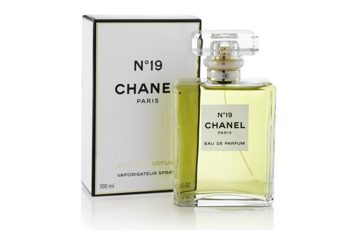 №19 Chanel